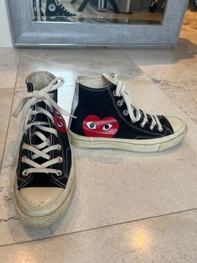 Comme des Garçons PLAY x Converse Chuck Taylor 70’s Hi Red Heart in Black Sz 7.5